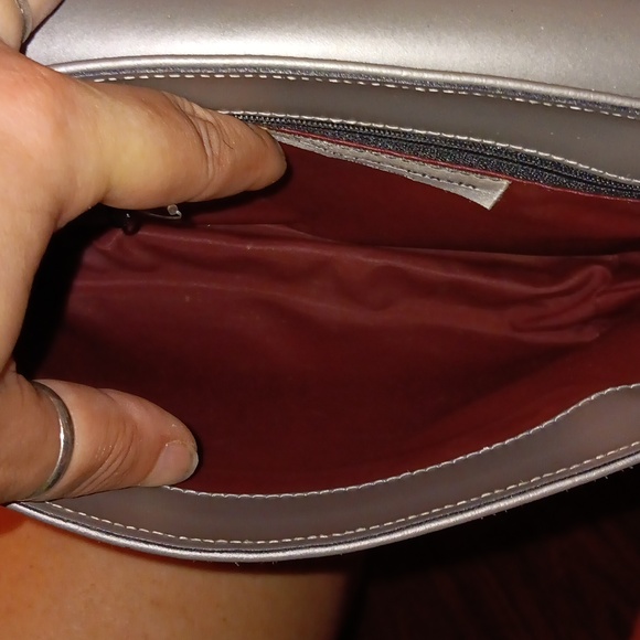 FRANCESCO BIASIA SILVER PVC CROSSBODY - Picture 8 of 8